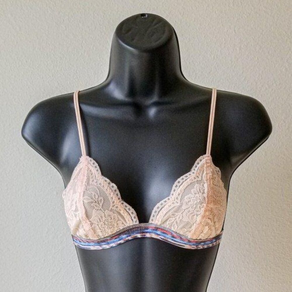 NWOT Honeydew Intimates Peach Floral Lace Bralette M